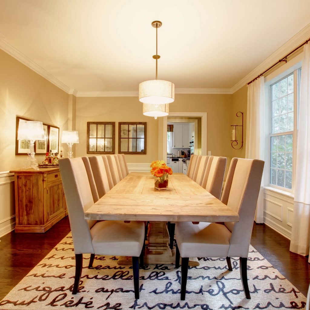 Choosing the Best Rug for Your Dining Room | Chillicothe Carpet